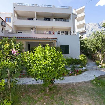Meri Apartments - Puharic Makarska Bagian luar foto