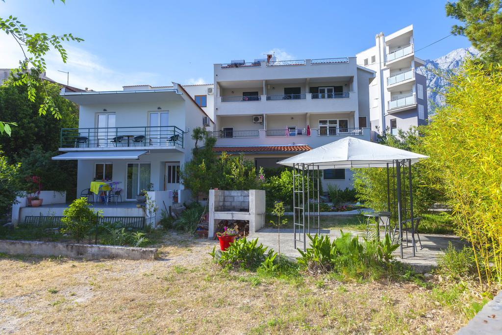 Meri Apartments - Puharic Makarska Bagian luar foto
