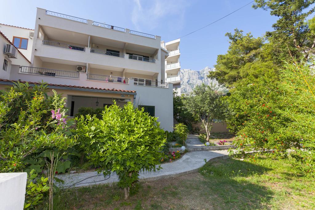 Meri Apartments - Puharic Makarska Ruang foto