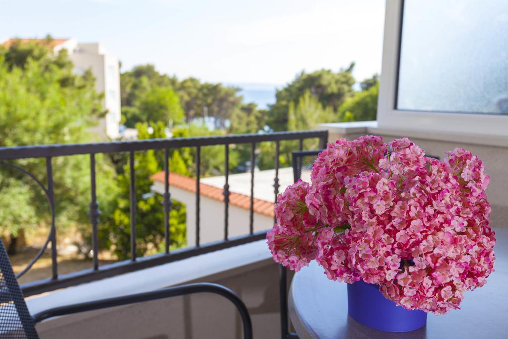 Meri Apartments - Puharic Makarska Bagian luar foto