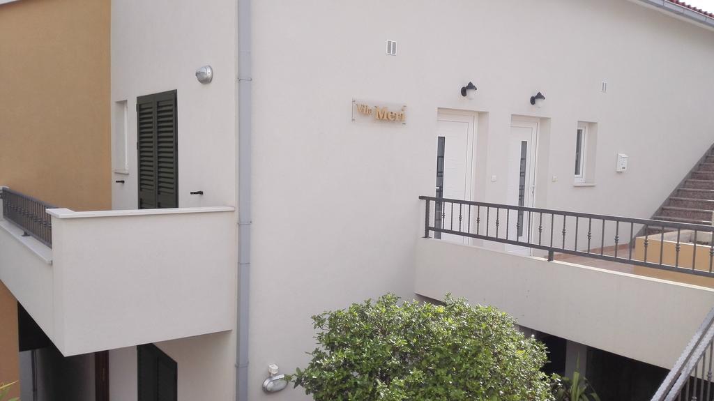 Meri Apartments - Puharic Makarska Bagian luar foto