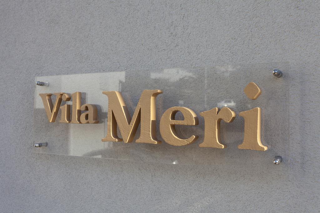 Meri Apartments - Puharic Makarska Bagian luar foto